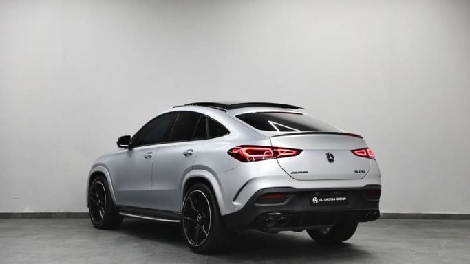 Подержанный Mercedes-Benz GLE AMG 53 AMG II (V167), 3.0 л, 2022 в Шардже от Al Qassem Cars Trading Серебристый цвет. Американская | AUTO.AE