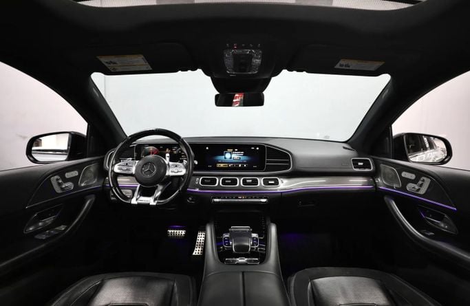 Подержанный Mercedes-Benz GLE AMG 53 AMG II (V167), 3.0 л, 2022 в Шардже от Al Qassem Cars Trading Серебристый цвет. Американская | AUTO.AE