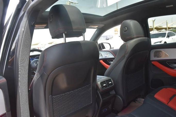 Used Mercedes-Benz GLE AMG 53 AMG II (V167) Facelift, 3.0 l, 2024 in Sharjah by Alfaris Used Cars, Black color.  | AUTO.AE
