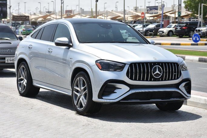 Подержанный Mercedes-Benz GLE Coupe AMG 53 AMG II (C167) Рестайлинг, 3.0 л, 2024 в Шардже от Alfaris Used Cars Серебристый цвет.  | AUTO.AE