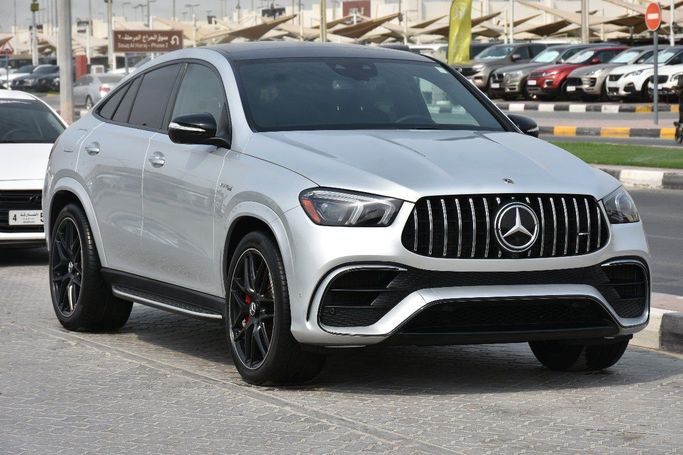 Подержанный Mercedes-Benz GLE Coupe AMG 63 AMG S II (C167), 4.0 л, 2021 в Шардже от Alfaris Used Cars Серебристый цвет.  | AUTO.AE