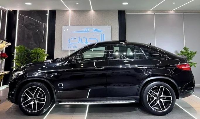 Used Mercedes-Benz GLE Coupe AMG 43 AMG I (C292), 3.0 l, 2019 in Sharjah by Ayoon Alhoot Motors, Black color. GCC Specs | AUTO.AE