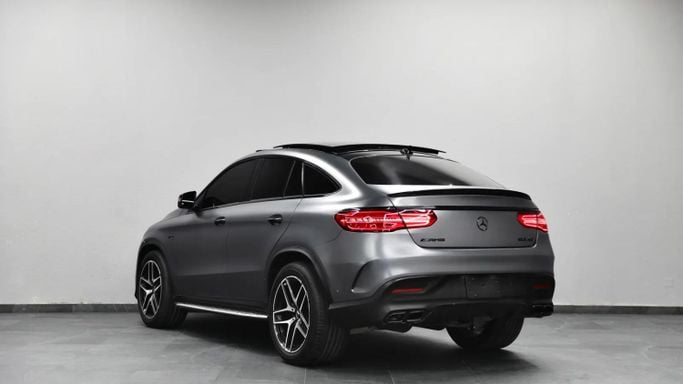 Подержанный Mercedes-Benz GLE Coupe AMG 43 AMG I (C292), 3.0 л, 2019 в Шардже от Al Qassem Cars Trading Серый цвет. Американская | AUTO.AE