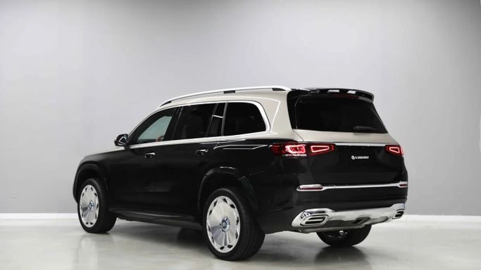 Подержанный Mercedes-Benz GLS 450 II (X167), 3.0 л, 2020 в Шардже от Al Qassem Cars Trading Черный цвет. Американская | AUTO.AE