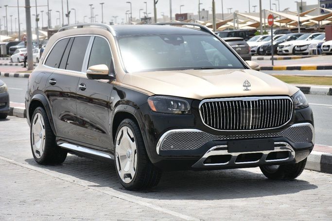 Подержанный Mercedes-Benz Maybach GLS 480 I, 3.0 л, 2021 в Шардже от Alfaris Used Cars Белый цвет.  | AUTO.AE