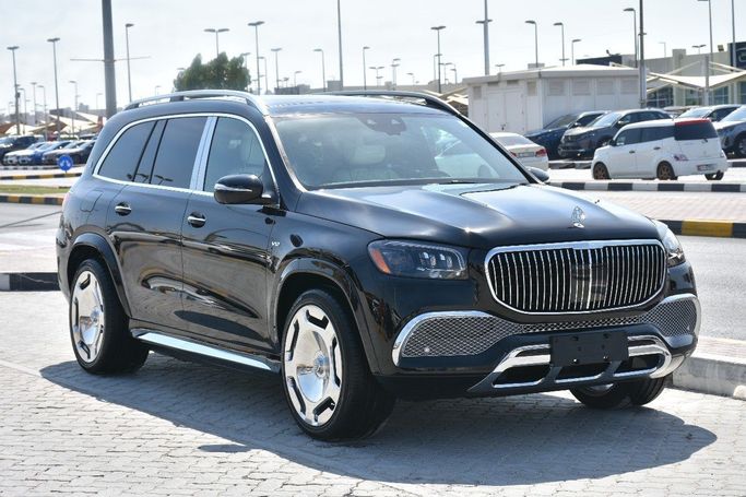 Подержанный Mercedes-Benz Maybach GLS 480 I, 3.0 л, 2022 в Шардже от Alfaris Used Cars Черный цвет.  | AUTO.AE