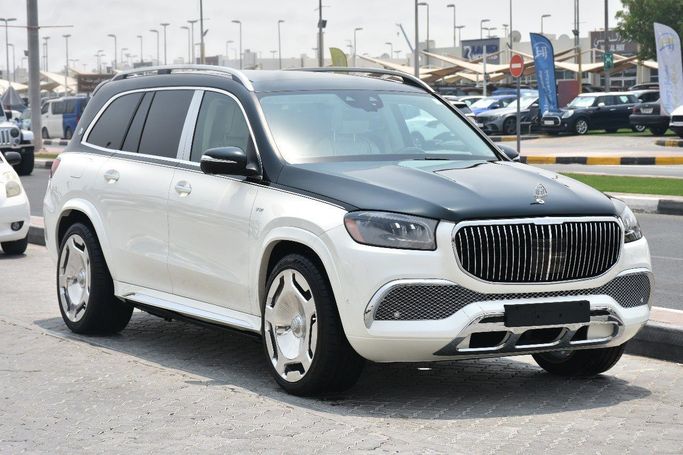 Подержанный Mercedes-Benz Maybach GLS 480 I, 3.0 л, 2021 в Шардже от Alfaris Used Cars Белый цвет.  | AUTO.AE