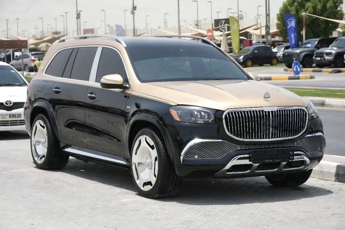 Used Mercedes-Benz Maybach GLS 600 I, 4.0 l, 2022 in Sharjah by Alfaris Used Cars, Black color.  | AUTO.AE