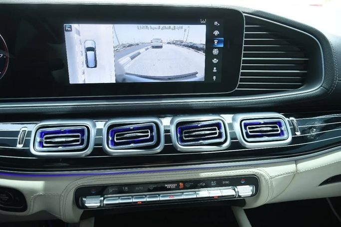 Used Mercedes-Benz Maybach GLS 600 I, 4.0 l, 2022 in Sharjah by Alfaris Used Cars, Black color.  | AUTO.AE