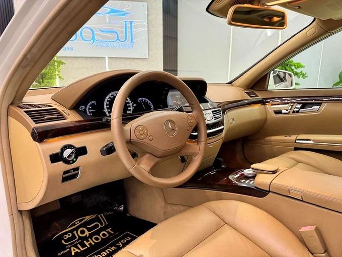 Used Mercedes-Benz S-Class 400 Long VI (W222, C217), 3.0 l, 2013 in Sharjah by Ayoon Alhoot Motors, White color.  | AUTO.AE