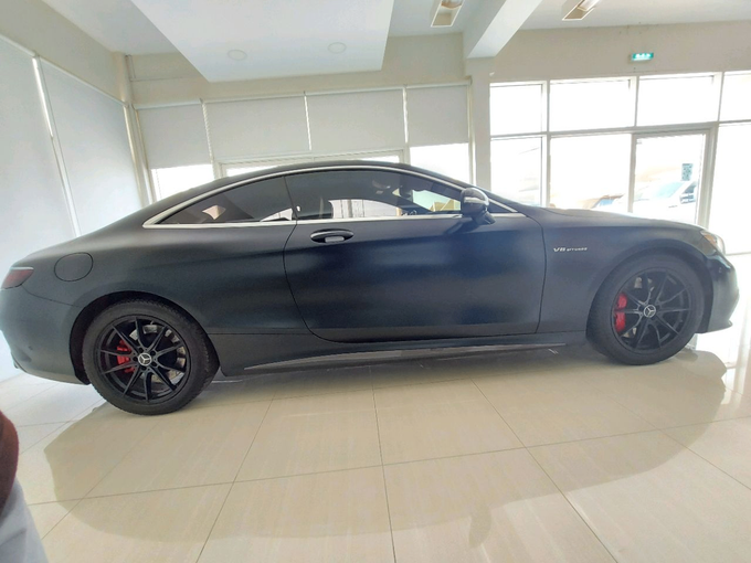 Подержанный Mercedes-Benz S-Class 560 VI (W222, C217) Рестайлинг, 4.0 л, 2017 в Шардже от MK Cars Черный цвет. Американская | AUTO.AE