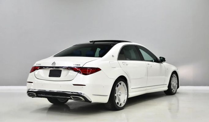 Подержанный Mercedes-Benz S-Class 350 V (W221) Рестайлинг, 3.5 л, 2010 в Шардже от Al Qassem Cars Trading Белый цвет. GCC | AUTO.AE