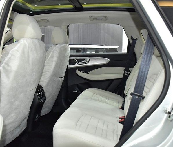 New MG RX5 II, 1.5 l, 2024 in Sharjah by Honey Gidosha Used Cars Tr., Beige color.  | AUTO.AE