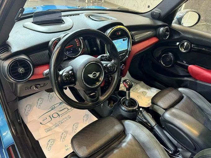 Used MINI Hatch Cooper S III (F55/F56), 2.0 l, 2017 in Sharjah by Ayoon Alhoot Motors, Light Blue color. GCC Specs | AUTO.AE