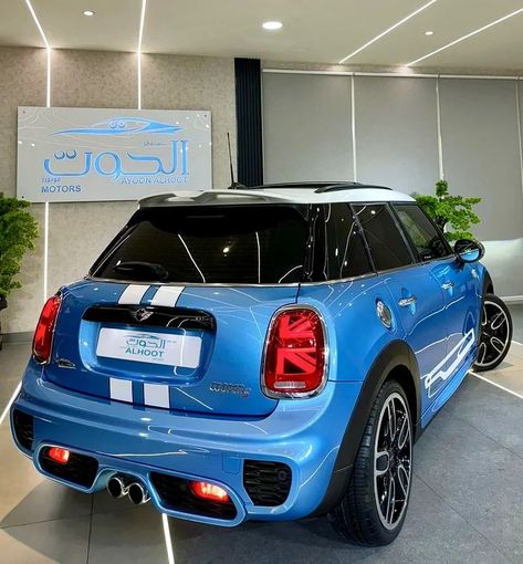 Used MINI Hatch Cooper S III (F55/F56), 2.0 l, 2017 in Sharjah by Ayoon Alhoot Motors, Light Blue color. GCC Specs | AUTO.AE