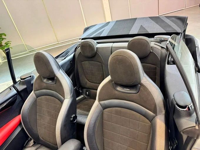 Used MINI Hatch John Cooper Works III (F55/F56) Facelift 2, 2.0 l, 2022 in Sharjah by Ayoon Alhoot Motors, White color. GCC Specs | AUTO.AE