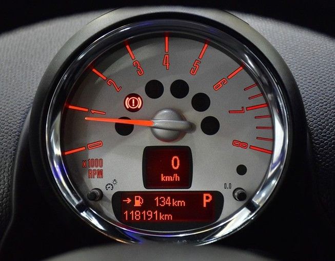 Подержанный MINI Paceman I, 1.6 л, 2013 в Шардже от Honey Gidosha Used Cars Tr. Синий цвет.  | AUTO.AE