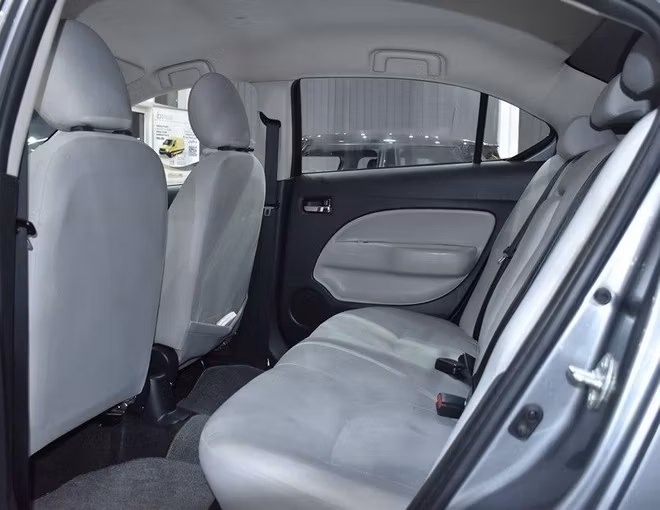 Подержанный Mitsubishi Attrage I Рестайлинг, 1.2 л, 2022 в Шардже от Honey Gidosha Used Cars Tr. Серый цвет.  | AUTO.AE