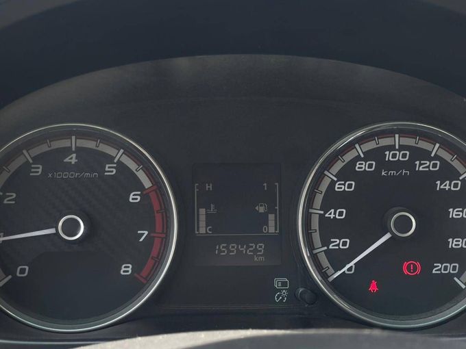 New Mitsubishi L200 V Facelift, 2.4 l, 2022 in Sharjah by Al Aram Cars, White color. GCC Specs | AUTO.AE