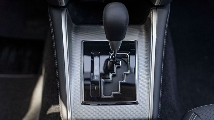 New Mitsubishi L200 V Facelift, 2.4 l, 2023 in Sharjah by Nour Alnukhba Motors, Brown color. Other | AUTO.AE