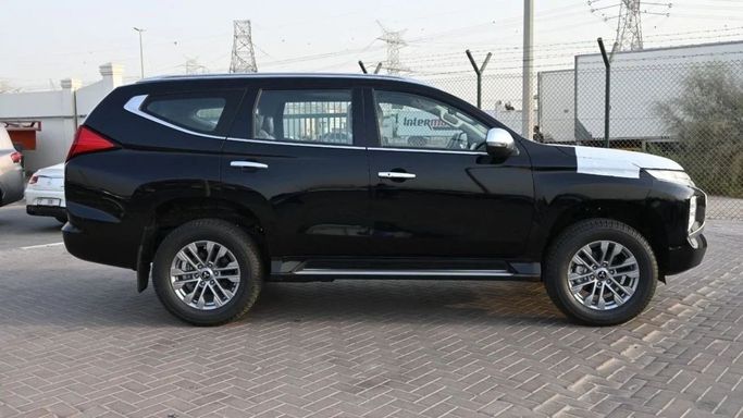 New Mitsubishi Pajero Sport III Facelift, 2.4 l, 2023 in Sharjah by Nour Alnukhba Motors, Black color. Other | AUTO.AE