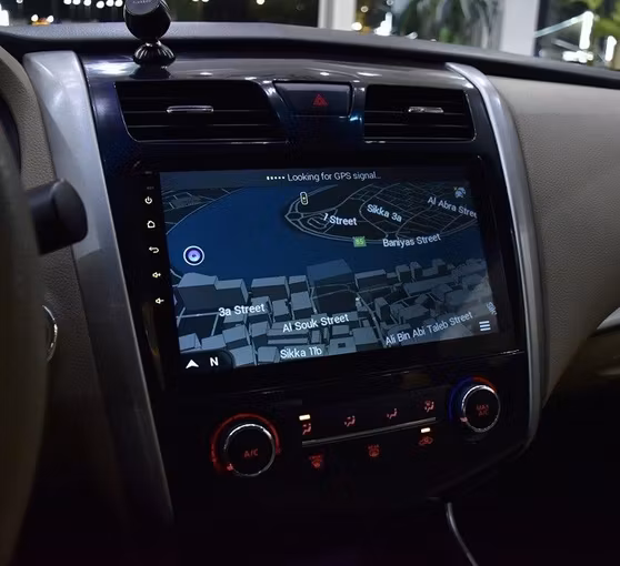 Подержанный Nissan Altima V (L33), 2.5 л, 2015 в Шардже от Honey Gidosha Used Cars Tr. Белый цвет.  | AUTO.AE