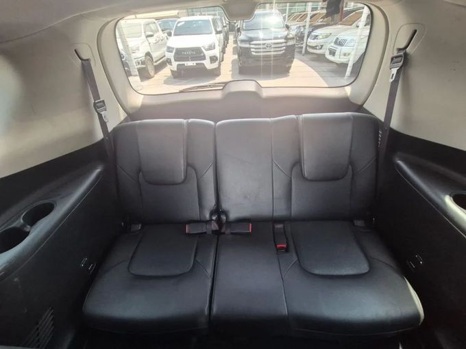 Used Nissan Armada II Facelift, 5.6 l, 2021 in Sharjah by Rebou Najd Used Cars, Black color. American Specs | AUTO.AE