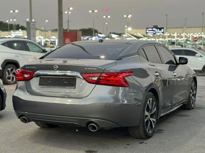 Подержанный Nissan Maxima VIII (A36), 3.5 л, 2016 в Шардже от Nour Alnukhba Motors Серый цвет. Корейская | AUTO.AE