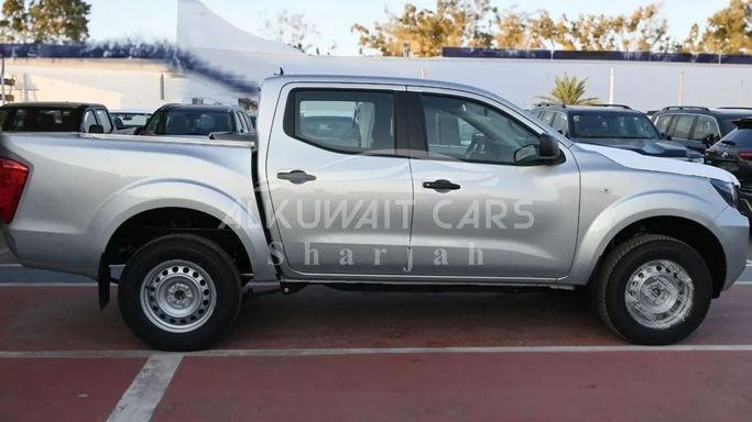 Новый Nissan Navara (Frontier) IV (D23), 2.5 л, 2023 в Шардже от Nour Alnukhba Motors Серебристый цвет. Other | AUTO.AE