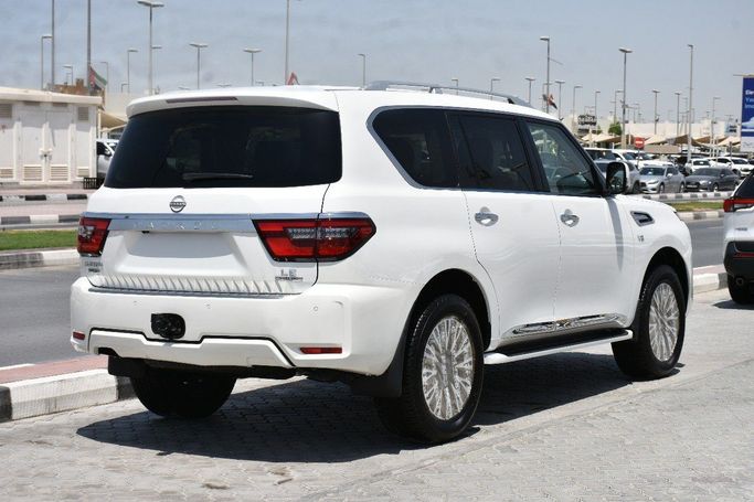 جديدة Nissan Patrol VII (Y63), 3.5 l, 2025 في في الشارقة من Alfaris Used Cars، اللون أبيض.  | AUTO.AE