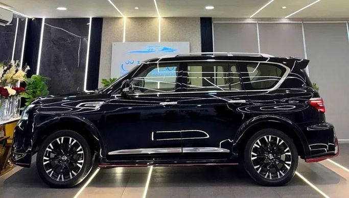 Used Nissan Patrol VI (Y62) Facelift, 5.6 l, 2015 in Sharjah by Ayoon Alhoot Motors, Black color. GCC Specs | AUTO.AE