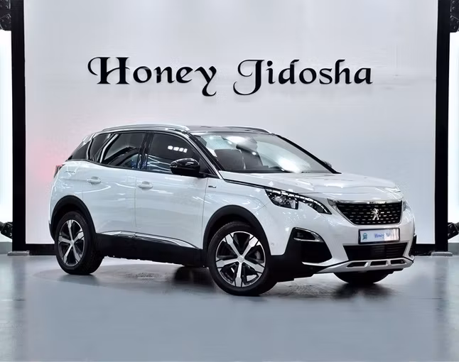 Подержанный Peugeot 3008 II, 1.6 л, 2020 в Шардже от Honey Gidosha Used Cars Tr. Белый цвет.  | AUTO.AE