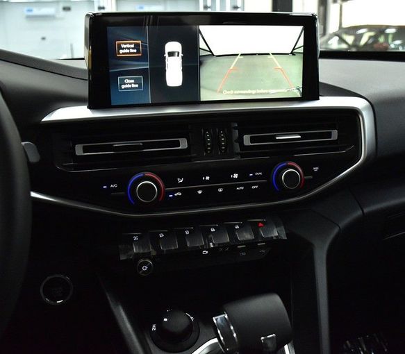 Новый Peugeot Landtrek, 2.4 л, 2023 в Шардже от Honey Gidosha Used Cars Tr. Зеленый цвет.  | AUTO.AE