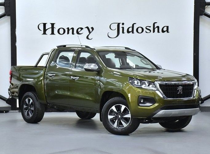Новый Peugeot Landtrek, 2.4 л, 2023 в Шардже от Honey Gidosha Used Cars Tr. Зеленый цвет.  | AUTO.AE