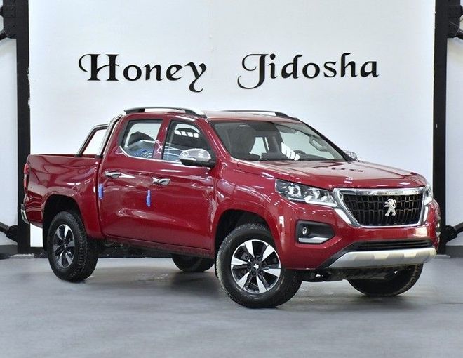 Новый Peugeot Landtrek, 2.4 л, 2023 в Шардже от Honey Gidosha Used Cars Tr. Красный цвет.  | AUTO.AE
