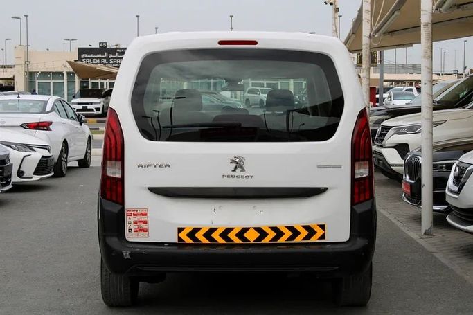 New Peugeot Rifter I, 1.5 l, 2022 in Sharjah by Sama alsaadah Cars, White color. GCC Specs | AUTO.AE