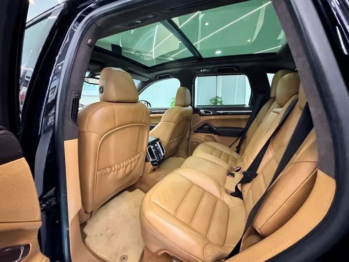Used Porsche Cayenne GTS II Facelift (958), 3.6 l, 2014 in Sharjah by Ayoon Alhoot Motors, Black color. GCC Specs | AUTO.AE