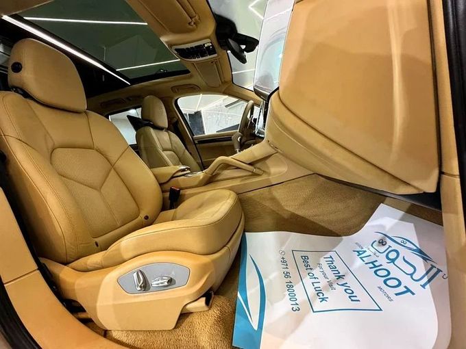 Used Porsche Cayenne S II (958), 4.8 l, 2012 in Sharjah by Ayoon Alhoot Motors, Brown color. GCC Specs | AUTO.AE