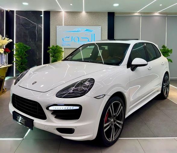 Used Porsche Cayenne GTS II (958), 4.8 l, 2014 in Sharjah by Ayoon Alhoot Motors, White color. GCC Specs | AUTO.AE