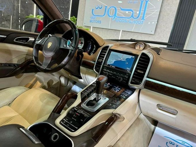 Used Porsche Cayenne GTS II Facelift (958), 3.6 l, 2014 in Sharjah by Ayoon Alhoot Motors, Red color. GCC Specs | AUTO.AE