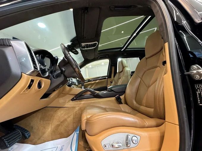 Used Porsche Cayenne GTS II Facelift (958), 3.6 l, 2014 in Sharjah by Ayoon Alhoot Motors, Black color. GCC Specs | AUTO.AE