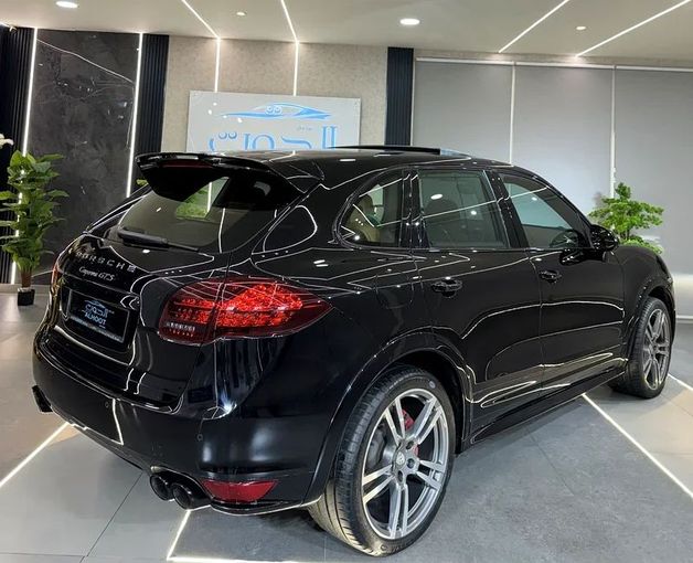 Used Porsche Cayenne GTS II Facelift (958), 3.6 l, 2014 in Sharjah by Ayoon Alhoot Motors, Black color. GCC Specs | AUTO.AE