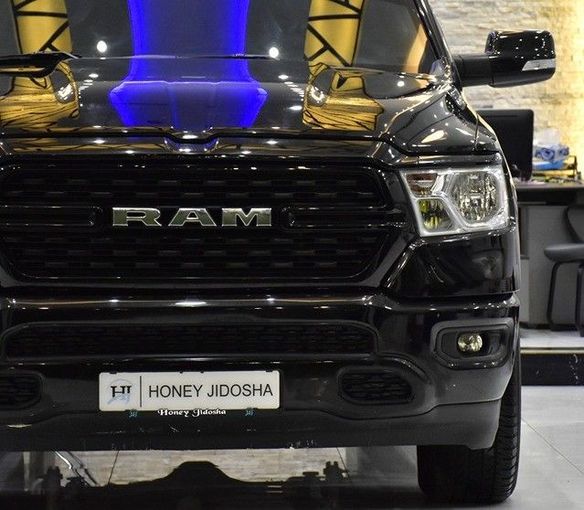 Used RAM 1500 Crew Cab eTorque V, 5.7 l, 2022 in Sharjah by Honey Gidosha Used Cars Tr., Black color.  | AUTO.AE