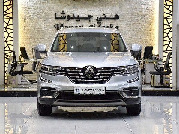 Подержанный Renault Koleos II Рестайлинг, 2.5 л, 2022 в Шардже от Honey Gidosha Used Cars Tr. Серебристый цвет.  | AUTO.AE