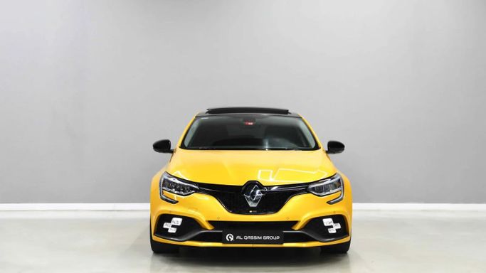 Подержанный Renault Megane RS IV, 1.8 л, 2023 в Шардже от Al Qassem Cars Trading Желтый цвет. GCC | AUTO.AE