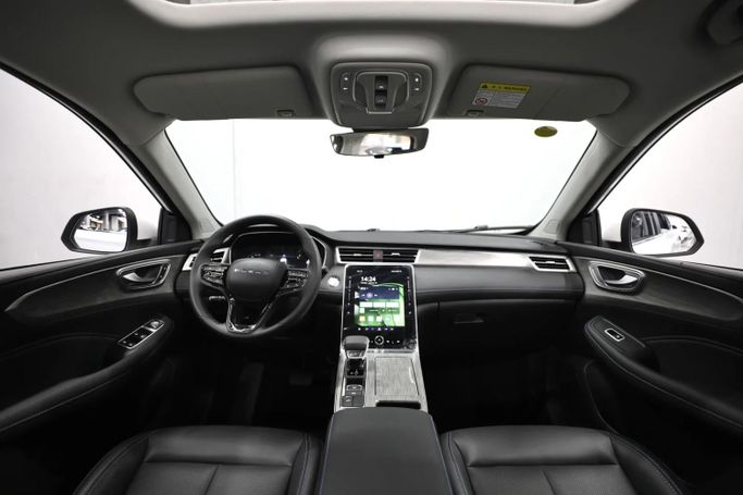 Новый Roewe RX5 II, 1.5 л, 2023 в Шардже от Al Qassem Cars Trading Белый цвет. GCC | AUTO.AE