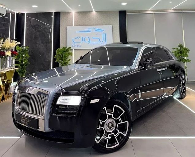 Used Rolls-Royce Ghost Black Badge I Facelift (Series II), 6.6 l, 2014 in Sharjah by Ayoon Alhoot Motors, Black color. GCC Specs | AUTO.AE