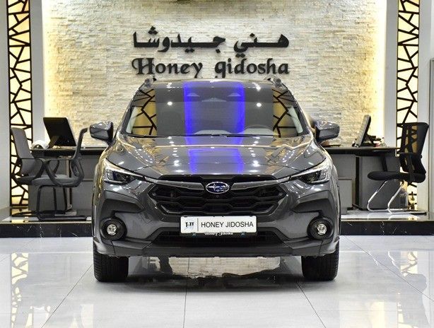 Подержанный Subaru Crosstrek III, 2.0 л, 2023 в Шардже от Honey Gidosha Used Cars Tr. Серый цвет.  | AUTO.AE