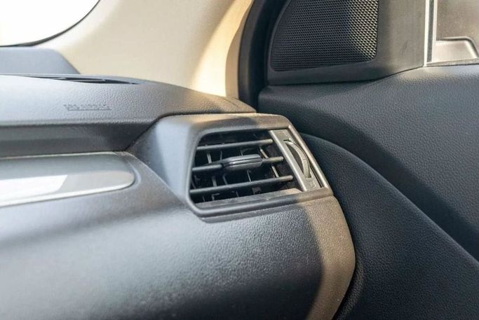 Новый Suzuki DZire III Рестайлинг, 1.2 л, 2024 в Шардже от Nour Alnukhba Motors Серебристый цвет. Other | AUTO.AE