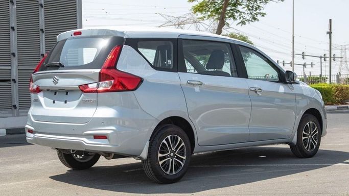 New Suzuki Ertiga II Facelift, 1.5 l, 2023 in Sharjah by Nour Alnukhba Motors, Silver color. Other | AUTO.AE